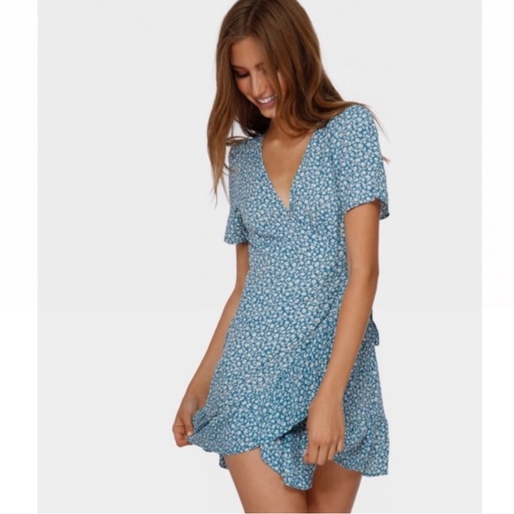🔥🔥BILLABONG - FLORIDA WRAP DRESS🔥🔥 - Picture 4 of 10